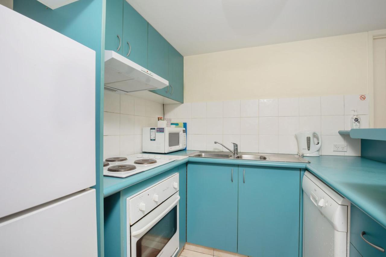 Surfers Beach Resort One Гоулд Коуст Екстериор снимка